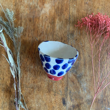 Cargar imagen en el visor de la galería, duo de tazas de café azul y rojo
